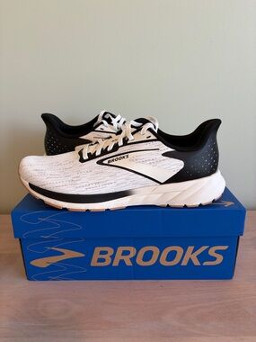 Brooks Anthem 7 Running Shoes - Women’s Size 9.5 - Brand New in Box